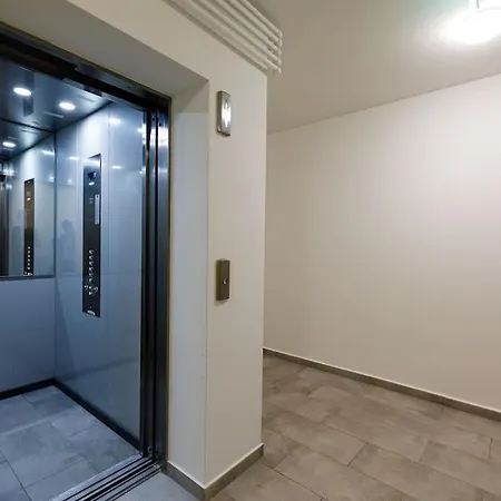 Luxury Apt. Near River & Parking Timisoara Exterior photo